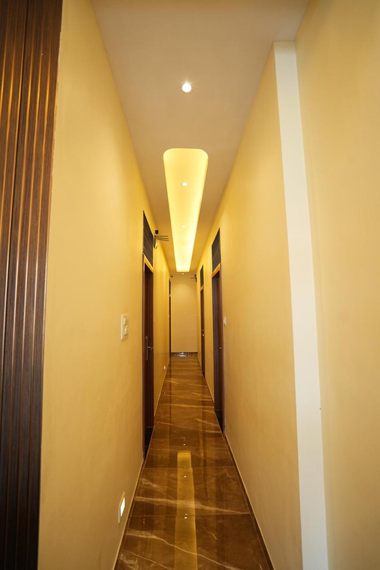 Hotel Boston Mumbai  Buitenkant foto